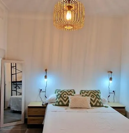 Loft El Baix - アパート *