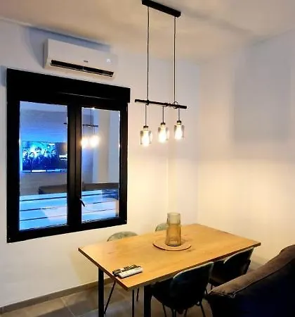 Loft El Baix - דירה